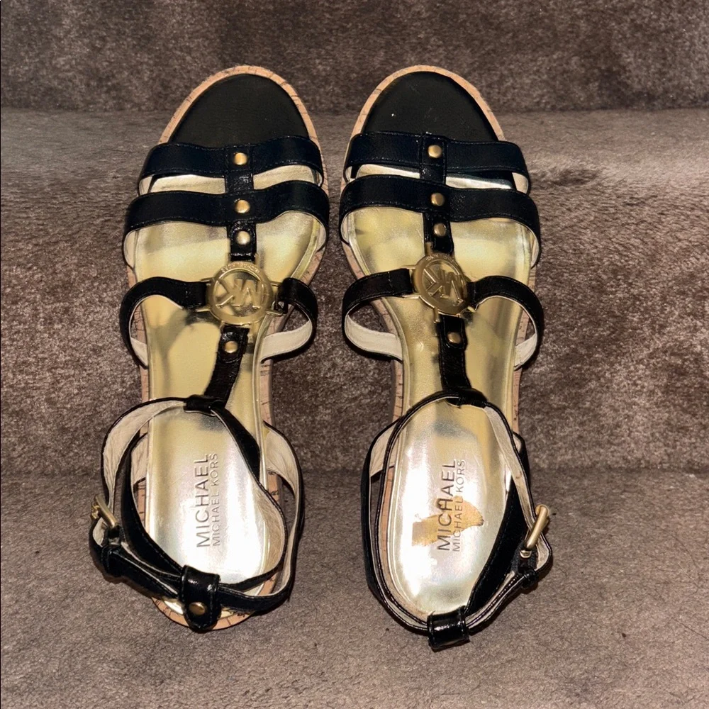 Michael Kors black leather and cork sandal ladies size 11. - Picture 3 of 7